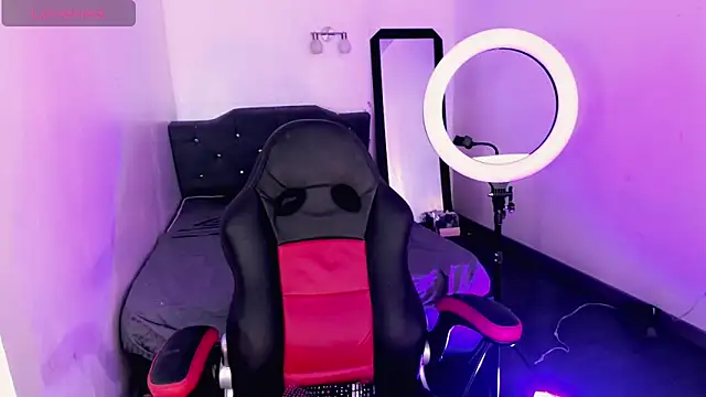 Snapshot of Rossedewitt_ chatting on October 2, 2025, 7:43 pm Rossedewitt online show from October 2, 2025, 7:43 pm