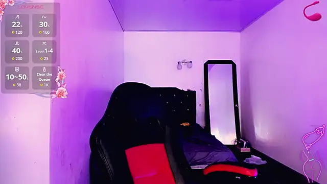 Snapshot of Rossedewitt_ chatting on October 17, 2025, 8:00 pm Rossedewitt online show from October 17, 2025, 8:00 pm