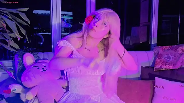 Melody-chers online show from October 25, 2025, 4:42 am