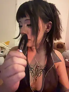 Kitty yukimura online show from May 14, 2026, 12:06 am