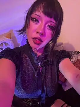 Kitty yukimura online show from May 16, 2026, 11:36 pm