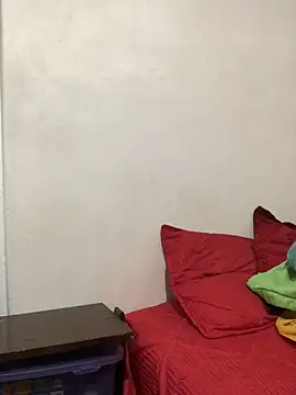 luisahot 9727 online show from September 25, 2025, 3:21 am