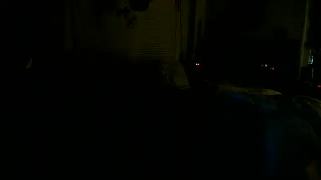 Luv2SuckBWC92 online show from November 22, 2025, 7:40 am