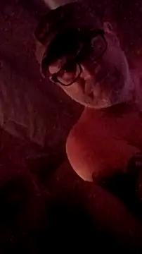 Luv2SuckBWC92 online show from March 20, 2026, 10:09 am