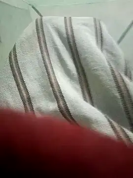 monubigcoock online show from December 3, 2025, 7:12 pm