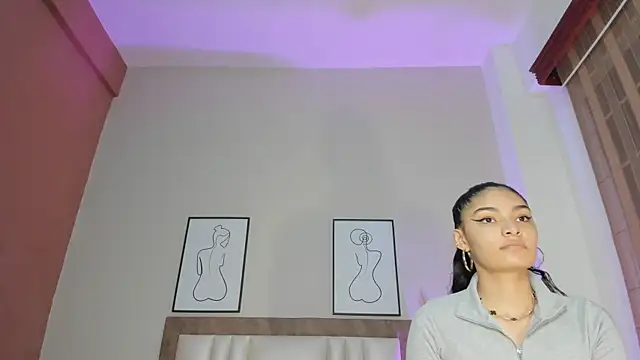 Snapshot of LunaAspen_ chatting on September 20, 2025, 5:47 pm LunaAspen online show from September 20, 2025, 5:47 pm