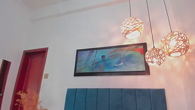 Snapshot of LunaAspen_ chatting on October 6, 2025, 5:54 pm LunaAspen online show from October 6, 2025, 5:54 pm