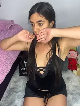 Amishell  online show from September 17, 2025, 3:08 am