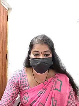 Snapshot of tamil_Sigappu_Roja chatting on February 26, 2026, 1:26 am tamil Sigappu Roja online show from February 26, 2026, 1:26 am