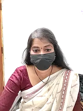 Snapshot of tamil_Sigappu_Roja chatting on March 4, 2026, 1:17 pm tamil Sigappu Roja online show from March 4, 2026, 1:17 pm