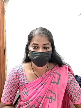 Snapshot of tamil_Sigappu_Roja chatting on March 16, 2026, 1:00 am tamil Sigappu Roja online show from March 16, 2026, 1:00 am