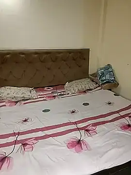 missneha61 online show from September 28, 2025, 7:08 pm