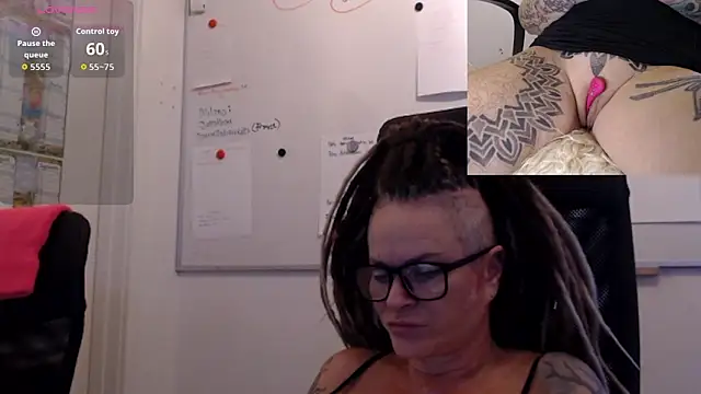 DarkDomina online show from January 15, 2026, 11:59 am