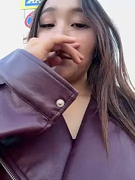 KissMeEva online show from September 17, 2025, 2:08 pm
