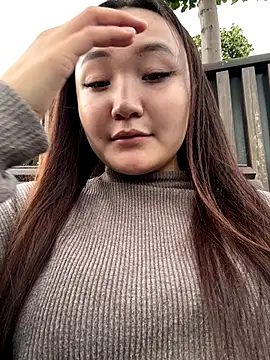 KissMeEva online show from September 18, 2025, 2:08 pm