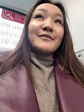 KissMeEva online show from October 1, 2025, 2:12 pm