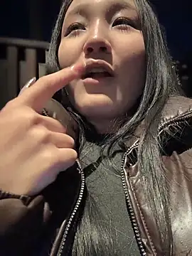 KissMeEva online show from October 29, 2025, 2:52 pm