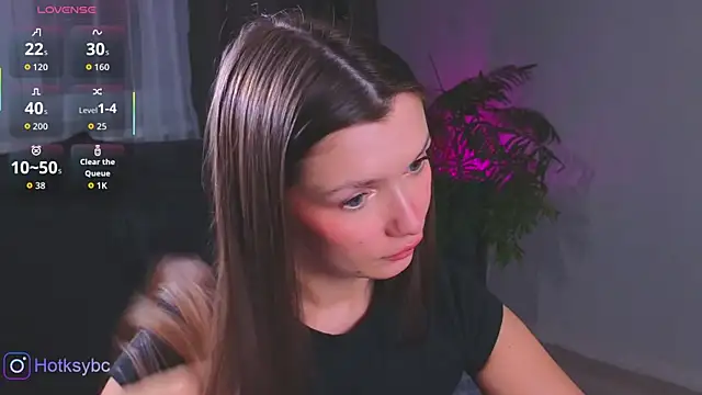 Snapshot of Hot_ksy chatting on October 14, 2025, 9:37 pm Hot ksy online show from October 14, 2025, 9:37 pm