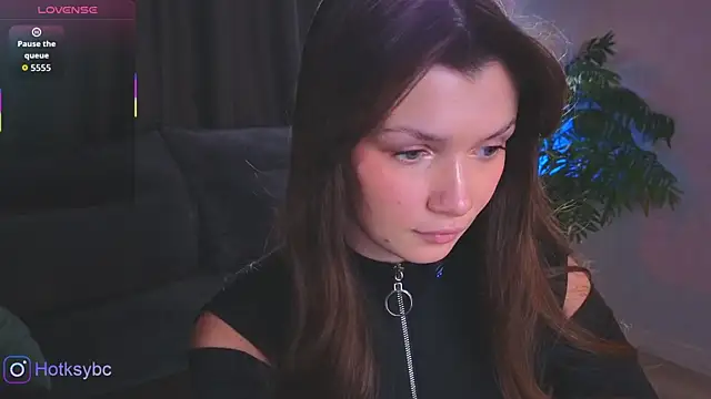 Snapshot of Hot_ksy chatting on October 29, 2025, 10:22 pm Hot ksy online show from October 29, 2025, 10:22 pm