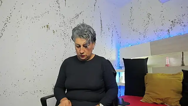 Snapshot of JaddeWalker chatting on October 12, 2025, 11:31 am JaddeWalker online show from October 12, 2025, 11:31 am