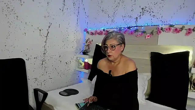 JaddeWalker online show from April 30, 2026, 11:27 am