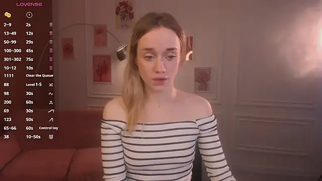 Snapshot of DiscoPotato chatting on September 27, 2025, 2:11 pm DiscoPotato online show from September 27, 2025, 2:11 pm