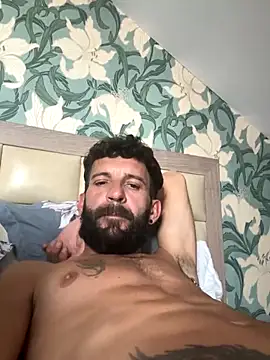 Snapshot of Michel_huge chatting on September 21, 2025, 2:40 pm Michel huge online show from September 21, 2025, 2:40 pm