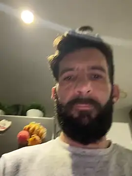 Snapshot of Michel_huge chatting on November 2, 2025, 7:11 am Michel huge online show from November 2, 2025, 7:11 am