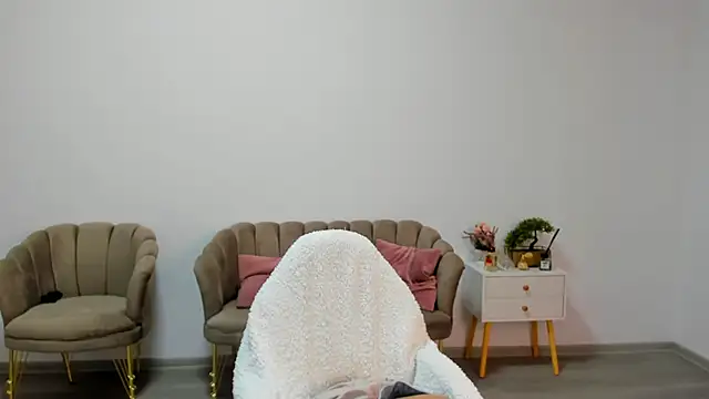 Snapshot of love_mexoxo chatting on June 13, 2026, 7:50 am love mexoxo online show from June 13, 2026, 7:50 am