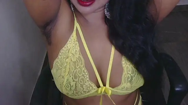 Snapshot of QUEEN_SAKHI- chatting on October 7, 2025, 3:58 am QUEEN SAKHI- online show from October 7, 2025, 3:58 am