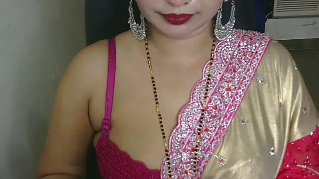 Snapshot of QUEEN_SAKHI- chatting on October 29, 2025, 8:38 am QUEEN SAKHI- online show from October 29, 2025, 8:38 am