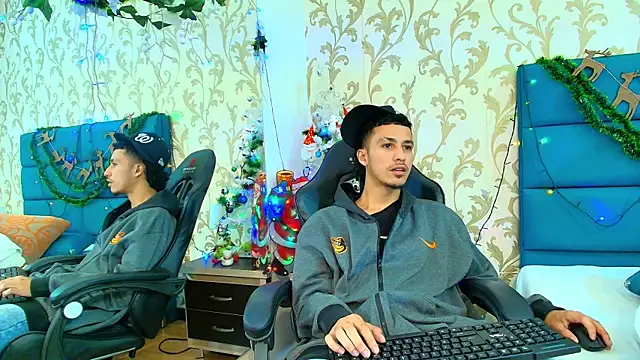 Snapshot of Marcus_Jeron chatting on December 1, 2025, 11:32 pm Marcus Jeron online show from December 1, 2025, 11:32 pm