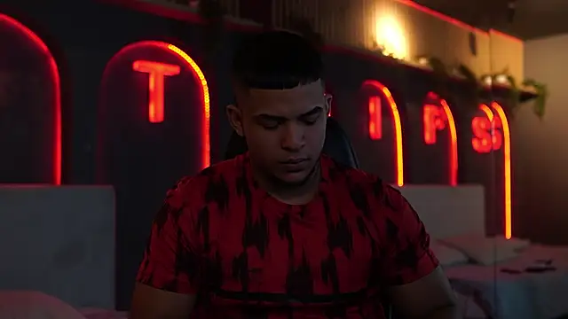 Thiago Valente online show from August 8, 2026, 2:08 pm