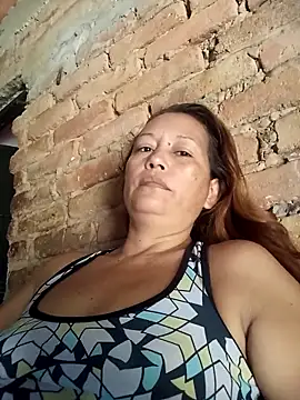 marinita13 online show from May 5, 2026, 1:08 pm