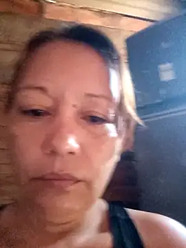 marinita13 online show from May 6, 2026, 1:27 pm