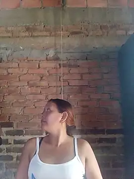 marinita13 online show from June 11, 2026, 9:13 pm