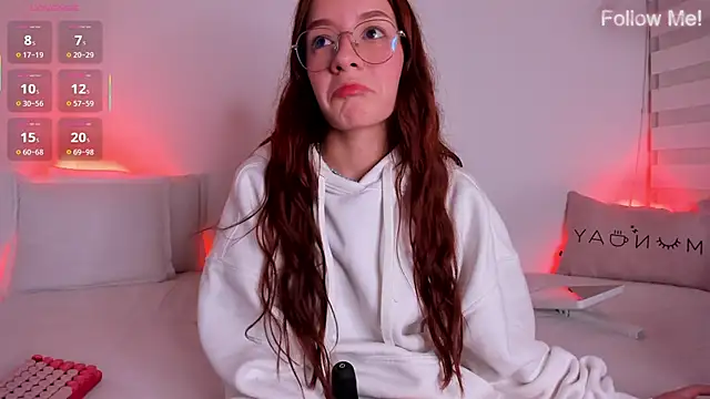 Ellie lowell online show from January 9, 2026, 3:20 am