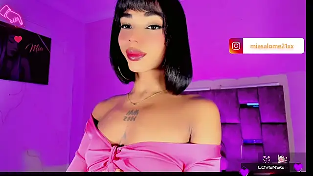 LADY-HOT-SEXY- online show from January 15, 2026, 5:45 am