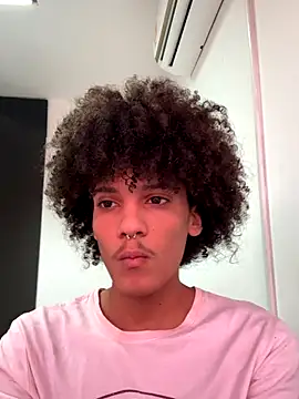 Snapshot of Max_Rain chatting on November 1, 2025, 7:16 pm Max Rain online show from November 1, 2025, 7:16 pm