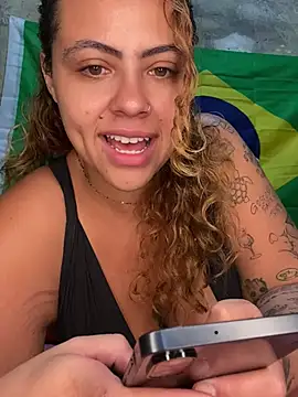 Chloe Leaozinho online show from June 14, 2026, 2:41 pm