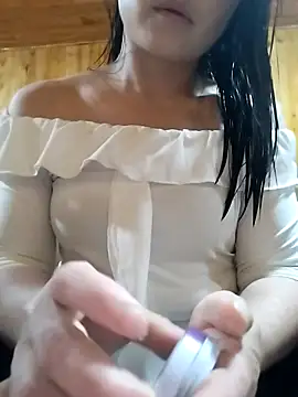 Snapshot of Tiyir597 chatting on October 12, 2025, 1:15 am Tiyir597 online show from October 12, 2025, 1:15 am