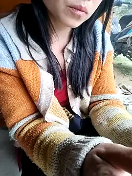 Snapshot of Tiyir597 chatting on October 20, 2025, 2:34 am Tiyir597 online show from October 20, 2025, 2:34 am