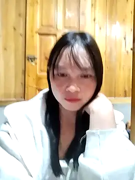 Snapshot of Tiyir597 chatting on October 20, 2025, 3:23 pm Tiyir597 online show from October 20, 2025, 3:23 pm