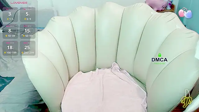 Snapshot of Rose_Rosemary chatting on July 7, 2026, 1:19 am Rose Rosemary online show from July 7, 2026, 1:19 am