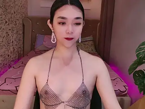 Ts-yoshi online show from September 29, 2025, 7:19 pm