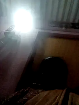 Snapshot of Jessi_25 chatting on February 25, 2026, 6:28 pm Jessi 25 online show from February 25, 2026, 6:28 pm