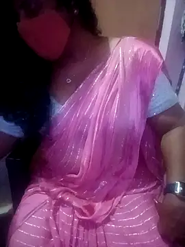 Snapshot of Jessi_25 chatting on March 3, 2026, 6:36 pm Jessi 25 online show from March 3, 2026, 6:36 pm