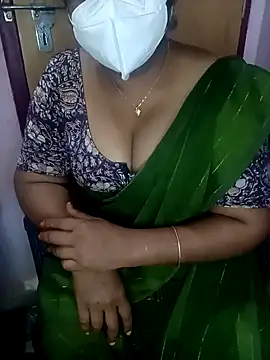 Snapshot of Jessi_25 chatting on March 9, 2026, 6:01 pm Jessi 25 online show from March 9, 2026, 6:01 pm