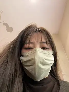 xiao-mo520 online show from April 23, 2026, 12:29 pm