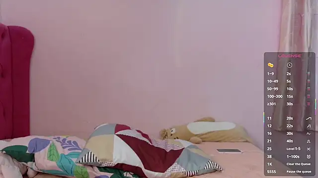 Snapshot of Serenaa_rabbit chatting on September 19, 2025, 12:02 am Serenaa rabbit online show from September 19, 2025, 12:02 am